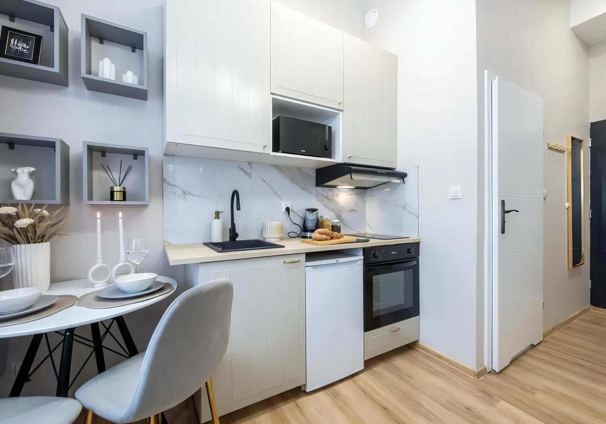 Q2 Warsaw Apartments Ngoại thất bức ảnh